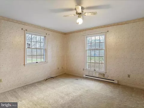 Bedroom - 12440 Indian Springs Rd, Clear Spring, MD 21722 photo 3 of 7