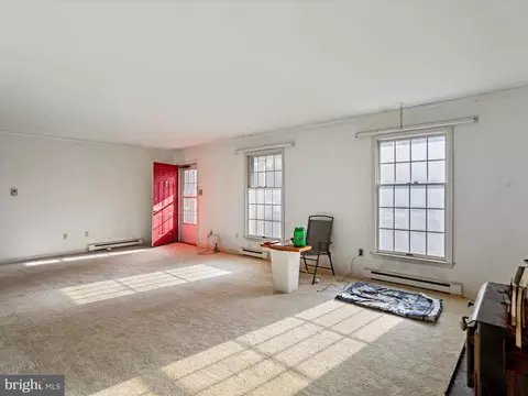 Living - 12440 Indian Springs Rd, Clear Spring, MD 21722 photo 3 of 3