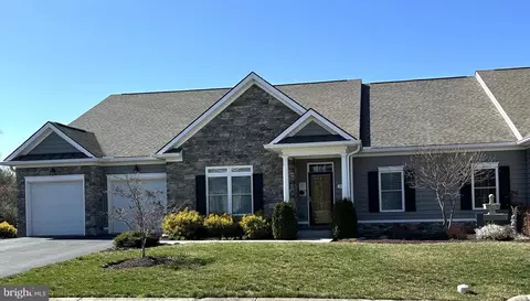 12908 Hawkins Cir #32, Hagerstown, MD 21742