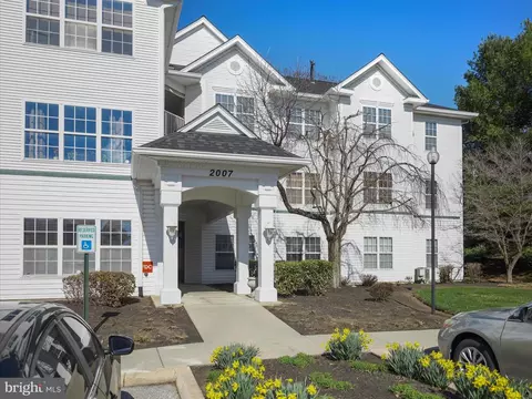 2007 Starlight Ln #3A, Hagerstown, MD 21740