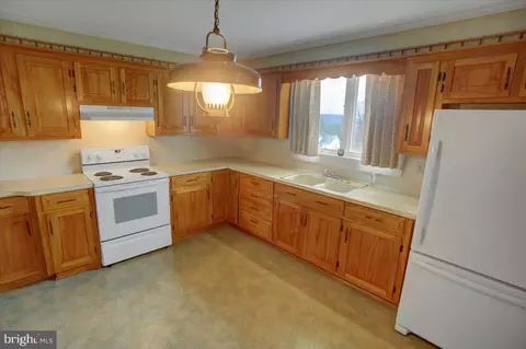 14625 Hilltop Rd, Cascade, MD 21719 photo 17