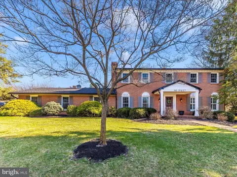 19657 Spring Creek Rd, Hagerstown, MD 21742