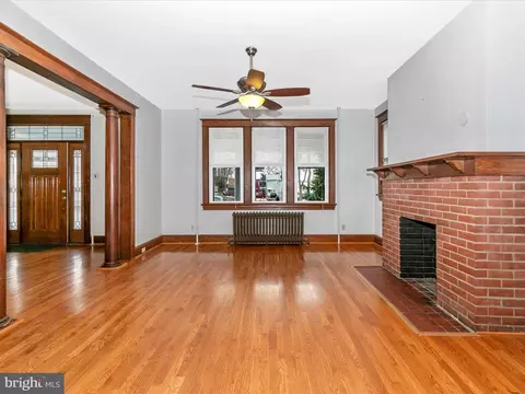 Living - 105 E Maple St, Funkstown, MD 21734 photo 10 of 11