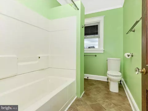 Bath - 105 E Maple St, Funkstown, MD 21734 photo 3 of 5
