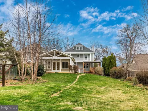 Exterior - 105 E Maple St, Funkstown, MD 21734 photo 13 of 27