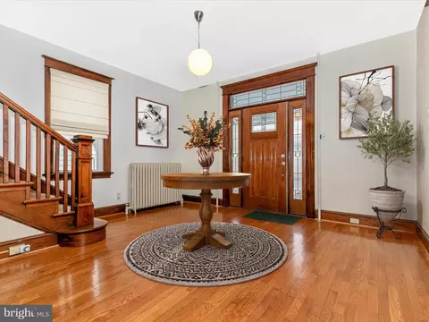 Entry Way - 105 E Maple St, Funkstown, MD 21734 photo 2 of 3