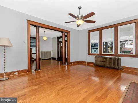 Living - 105 E Maple St, Funkstown, MD 21734 photo 9 of 11