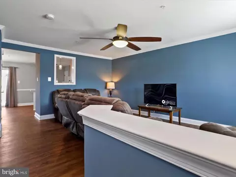 Entry Way - 105 Eagles Rdg, Smithsburg, MD 21783 photo 1 of 2