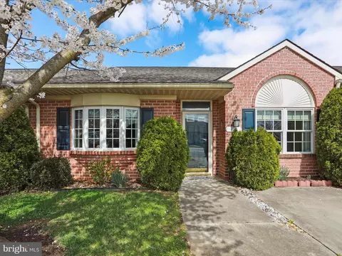 69 Sunbrook Ln #11, Hagerstown, MD 21742