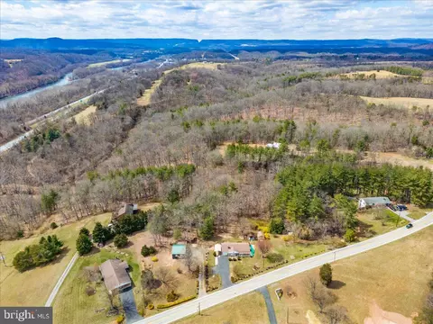 13928 Heavenly Acres Rdg, Hancock, MD 21750 photo 43