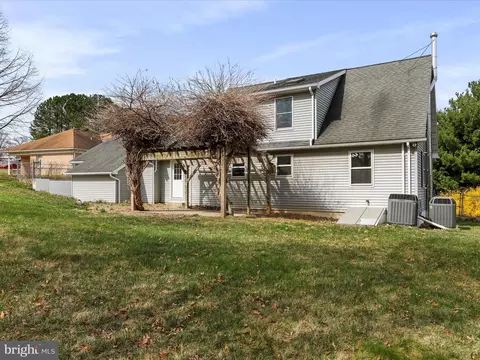 22904 Civic Cir, Smithsburg, MD 21783 photo 31