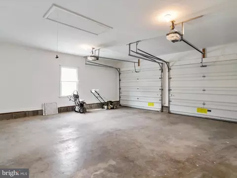 22904 Civic Cir, Smithsburg, MD 21783 photo 19