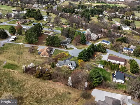 22904 Civic Cir, Smithsburg, MD 21783 photo 40