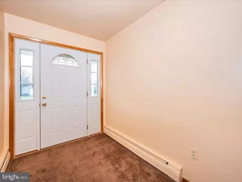 Entry Way - 14244 Windy Haven Rd, Smithsburg, MD 21783 photo 1 of 5