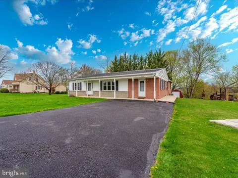 Exterior - 14244 Windy Haven Rd, Smithsburg, MD 21783 photo 4 of 16