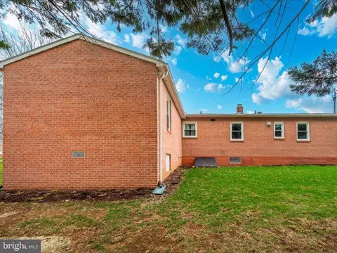 Exterior - 14244 Windy Haven Rd, Smithsburg, MD 21783 photo 7 of 16