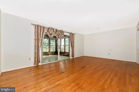 Living - 13120 Ingram Dr, Smithsburg, MD 21783 photo 3 of 5