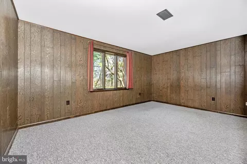 Bedroom - 13120 Ingram Dr, Smithsburg, MD 21783 photo 4 of 5