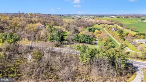 View/Area - 13120 Ingram Dr, Smithsburg, MD 21783 photo 4 of 13