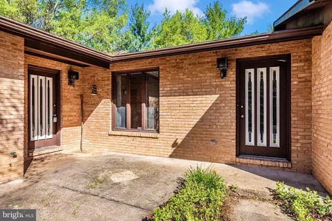Exterior - 13120 Ingram Dr, Smithsburg, MD 21783 photo 2 of 11