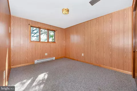 Bedroom - 13120 Ingram Dr, Smithsburg, MD 21783 photo 5 of 5