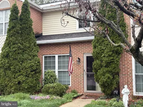 1659 Langley Dr, Hagerstown, MD 21740