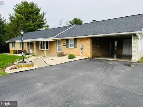 17006 Tower Dr, Williamsport, MD 21795