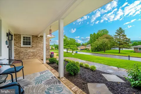 Exterior - 22019 Mohawk Dr, Smithsburg, MD 21783 photo 8 of 14