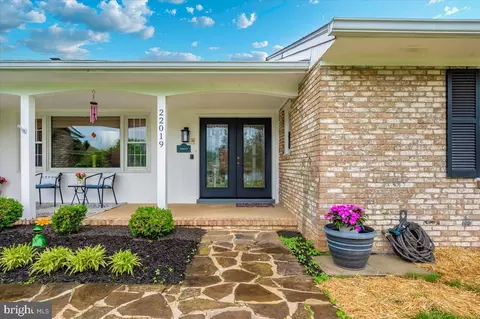 Exterior - 22019 Mohawk Dr, Smithsburg, MD 21783 photo 10 of 14