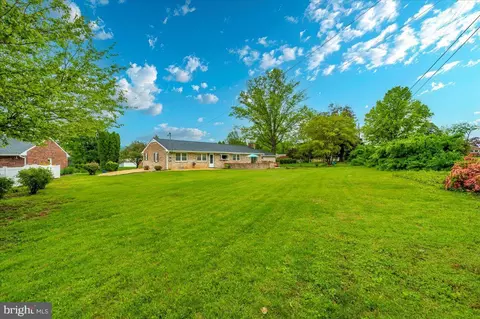 Exterior - 22019 Mohawk Dr, Smithsburg, MD 21783 photo 6 of 14