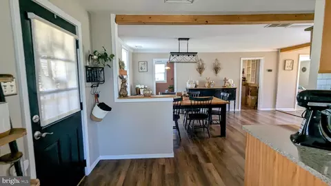 Entry Way - 25209 Elhuff Ct, Cascade, MD 21719 photo 3 of 13