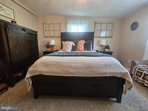 Bedroom - 25209 Elhuff Ct, Cascade, MD 21719 photo 10 of 11