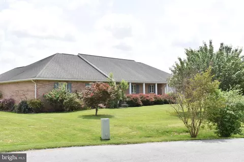 1206 Rabbit Ct, Hagerstown, MD 21740