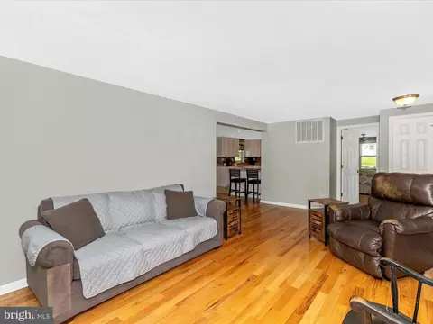 13240 Edgemont Rd, Smithsburg, MD 21783 photo 4