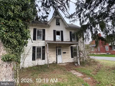17408 Virginia Ave, Hagerstown, MD 21740