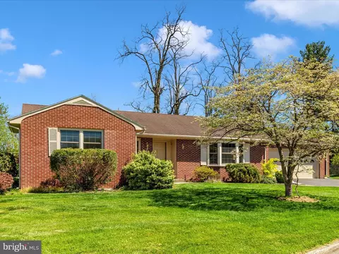 19545 Lorraine Ter, Hagerstown, MD 21742