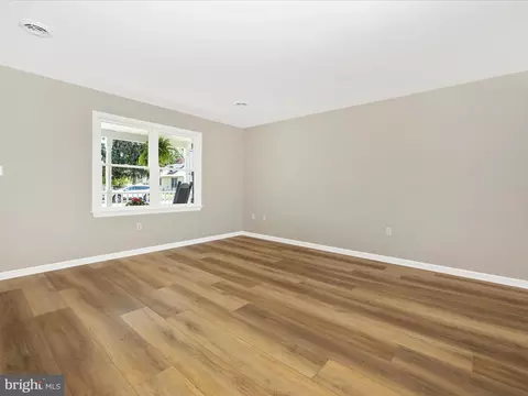 39 E Frederick St, Williamsport, MD 21795 photo 9