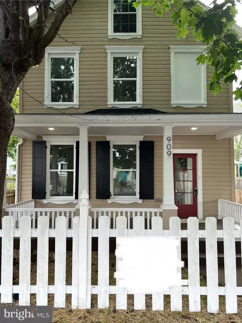 909 Corbett St, Hagerstown, MD 21740