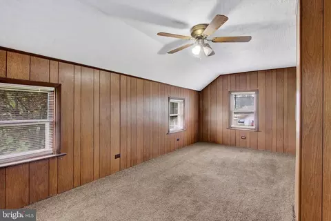 25439 Warren Ave, Cascade, MD 21719 photo 23