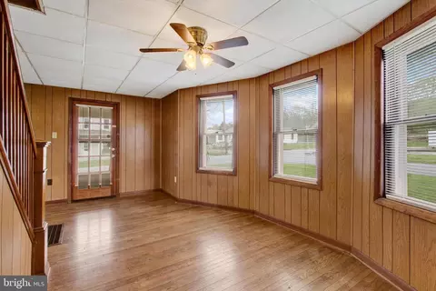 25439 Warren Ave, Cascade, MD 21719 photo 11