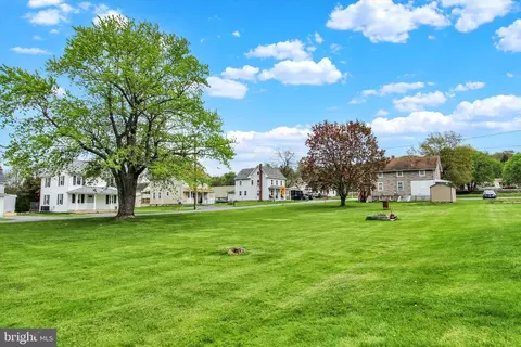 25439 Warren Ave, Cascade, MD 21719 photo 6