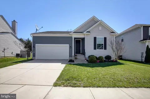 12427 Gemstone Dr, Hagerstown, MD 21740