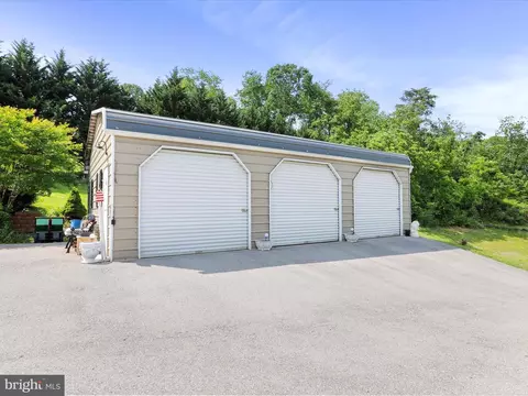 4846 Casper Rd, Hancock, MD 21750 photo 3