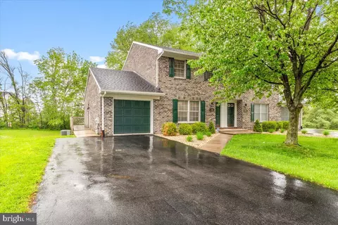 1162 Fairchild Ave, Hagerstown, MD 21742