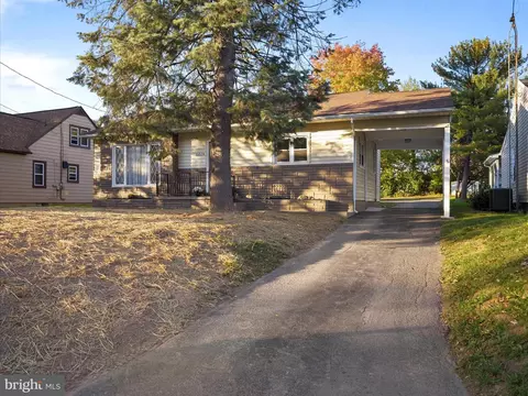 15528 National Pike, Hagerstown, MD 21740
