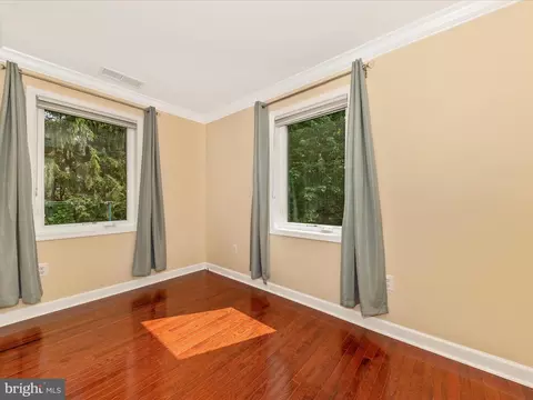 Bedroom - 22028 Beaverbrook Dr, Smithsburg, MD 21783 photo 5 of 5