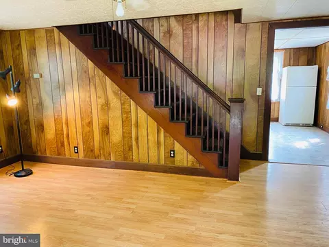 Entry Way - 24707 Oaks Ave, Cascade, MD 21719 photo 5 of 5