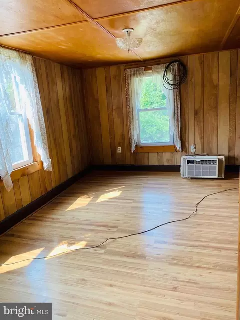 Other - 24707 Oaks Ave, Cascade, MD 21719 photo 4 of 17