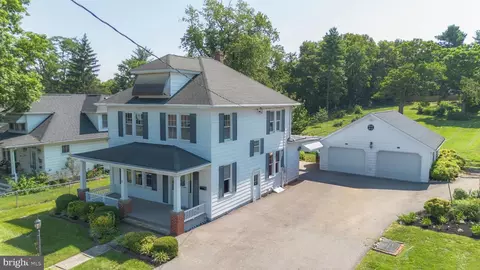 10913 Bower Ave, Hagerstown, MD 21740
