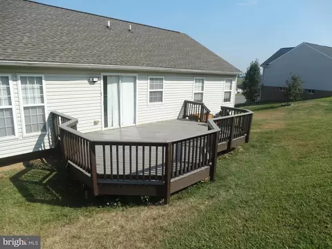 Exterior - 112 Colton Ct, Smithsburg, MD 21783 photo 7 of 9